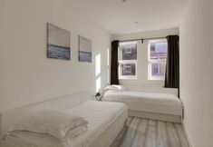 Others 5 Hounslow Apartments by Charles Hope