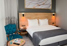 Others 3 MILLS HOTEL