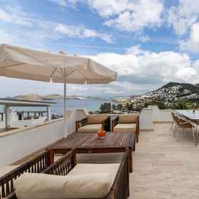 ภาพหลัก 1 Spacious Villa With Terrace and Sea View in Bodrum, โรงแรม & ที่พัก Magi Beach