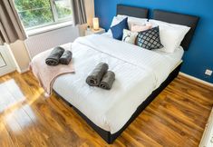Others 3 Pierocks Carver Entire House, Free Parking and Wi-fi in High Wycombe