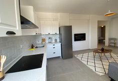 Others 4 Freya Suite