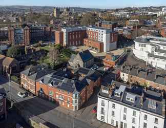 Others 2 Exeter City Centre Apartments Stoop Apartment