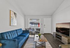 Others 4 Stylish 1BR Downtown Evonify