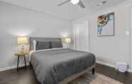 Others 5 Stylish 1BR Zilker Evonify