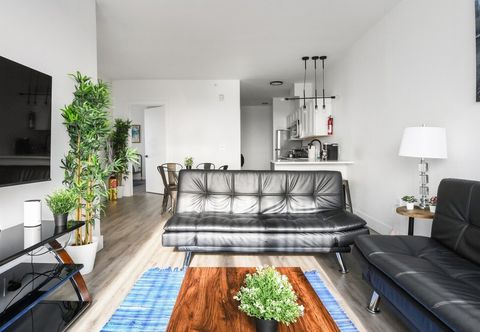 Others Luxury 2BR 30 Mins to Manhattan Evonify