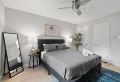 Others 3 Modern 2BR Near UT Hyde Park Evonify