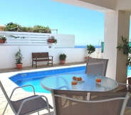 Others 4 Villa Only 50m To The Sea, Sleeps 12, Polis