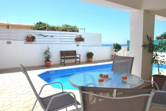 Others 4 Villa Only 50m To The Sea, Sleeps 12, Polis