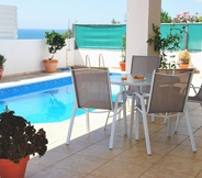 Others 5 Villa Only 50m To The Sea, Sleeps 12, Polis
