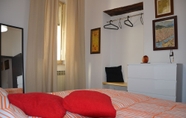 อื่นๆ 3 Central Apartment, Just Steps From the Duomo and the Teatro, With Balcony