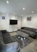 Primary image Modern Executive 2-bed Apartment in London