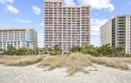 Others 3 1BR Oceanfront condo with Pool & Balcony