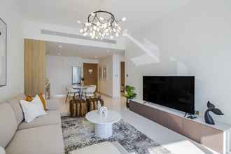 Others 4 DHH -1 Bed Beach Vista Emaar Beachfront