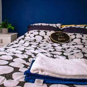 Room 1 อพาร์ทเมนท์ 1 ห้องนอนทั้งหลังที่น่ารักในเชฟฟิลด์, โรงแรม & ที่พัก Millennium Gallery