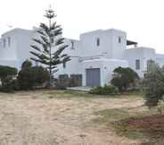 Others 2 Cycladic Villa in Kampos