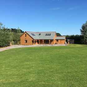 Primary image1河畔小屋,Combe Sydenham Hall飯店