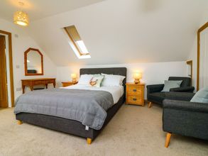 Lain-lain 4 Riverside Lodge