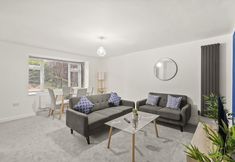 Others 2 Beautiful 2 Bed Flat in Barnet
