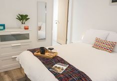 Others 4 Tŷ Capel Bach