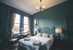 Others 2 Glendale hotel