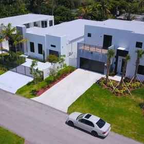 Primary image 1 Men Only Clothing Optional Guesthouse near Wilton Manors, Hugh Taylor Birch State Park Hotels