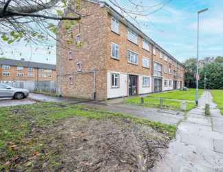 Others 2 Brambles House West Drayton 3 Bedroom