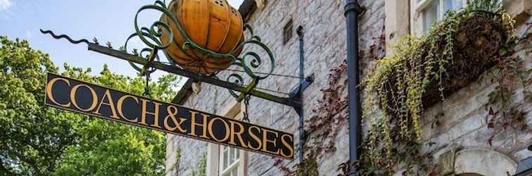 Others Coach and Horses