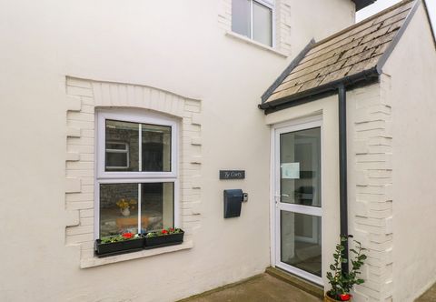 Others Ty Coets, Morfa Farm