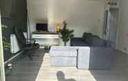 อื่นๆ 3 Mordenised 2 Bedroom House Close to City Centre