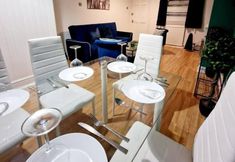 其他 7 Lovely 3-bed House in Dartford