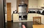 Others 6 Gorgeous Cosy Home 2 Miles From Heathrow Airport