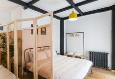 Others 7 Amalia Flats by Oval