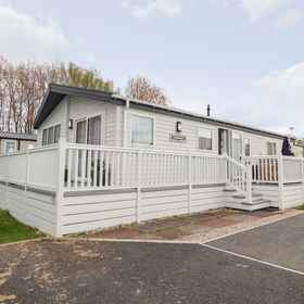 Primary image 1 Rosella 38, Hyndburn District Hotels