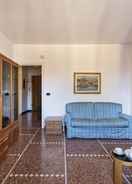 Bilik Large Apartment in the Heart of Santa Margherita Ligure by Wonderful Italy