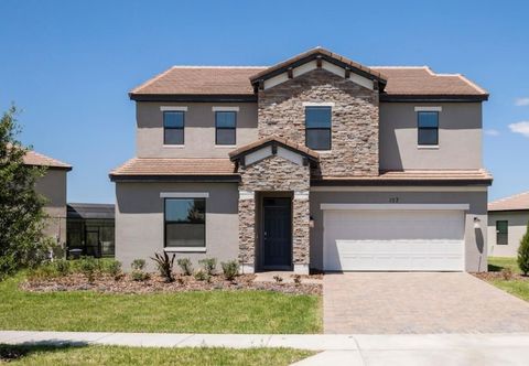 其他 6 Bedroom Two Story Pool Home