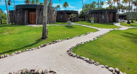 Khác 2 Taboo Milagres