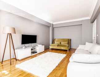 Others 2 Fully Furnished Magnificent Flat in Uskudar