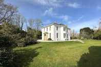 Lain-lain Ashley Manor - Idyllically Situated Between Coast and Country