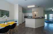 Others 5 Delightful Refurbished Apt Everything you Need