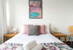 Others 6 A Skyhigh Stay for 2 in Vauxhall London