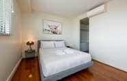 Khác 5 Beautiful 1-bed in St Kilda w/ Parking & Terrace