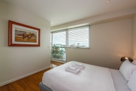 Lain-lain Beautiful 1-bed in St Kilda w/ Parking & Terrace