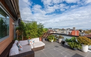 Lain-lain 4 Beautiful 1-bed in St Kilda w/ Parking & Terrace