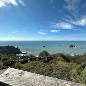 Primary image1Turtle Rocks Oceanfront Inn,洪堡县飯店