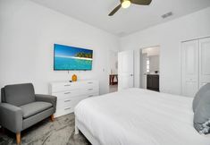 其他 5 Large 9 Bed With Pool, Spa & Bunks For Your Kids! 9 Bedroom Villa by Redawning