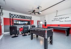 其他 7 9 Bedroom With Princess and Mickey Rooms for kids 9 Villa by RedAwning