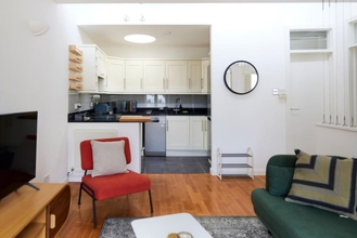 Others 4 The London Nest - Trendy 3bdr House