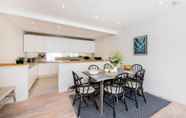 Others 3 Divine 3 Bed Mews-house Battersea