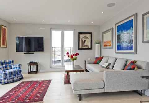 Lain-lain Fabulous 2 bed Penthouse Wimbledon