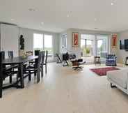 Lain-lain 6 Fabulous 2 bed Penthouse Wimbledon